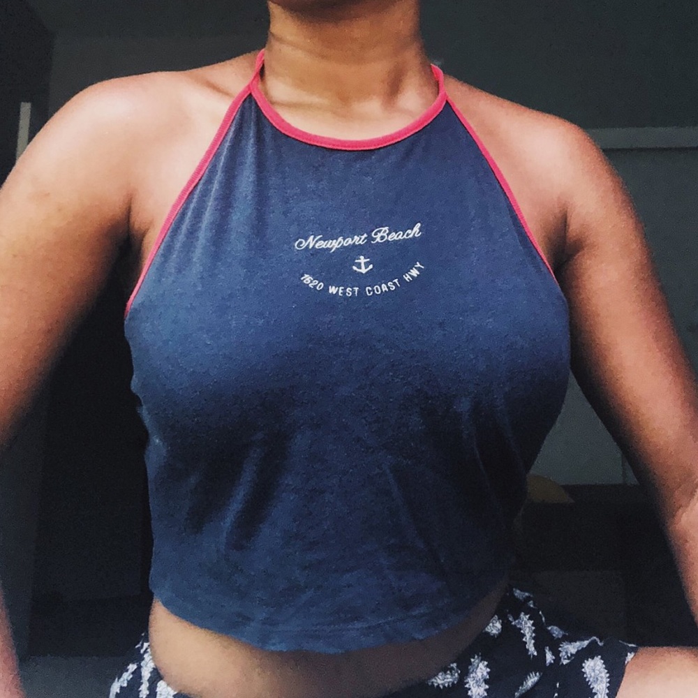 Brandy Melville halter top 💫